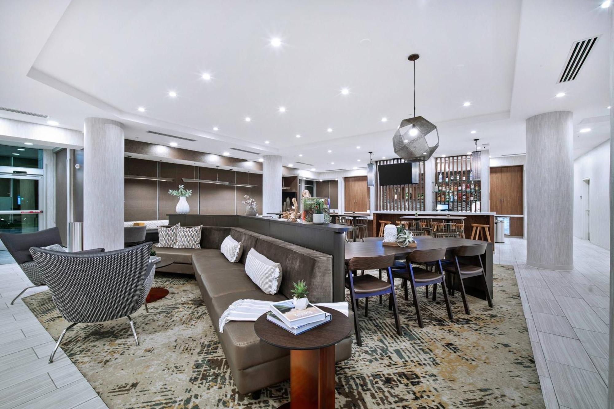 Springhill Suites By Marriott Phoenix Goodyear Exterior photo