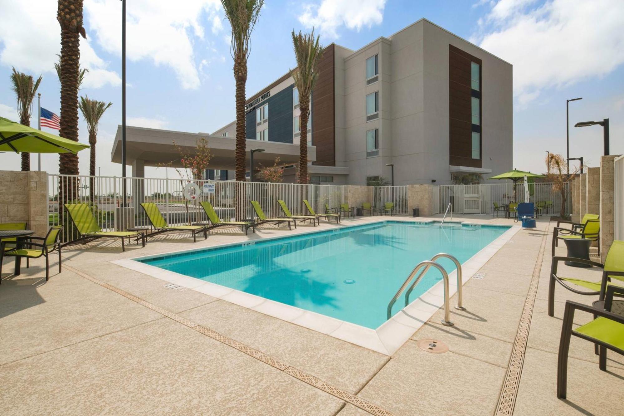 Springhill Suites By Marriott Phoenix Goodyear Exterior photo
