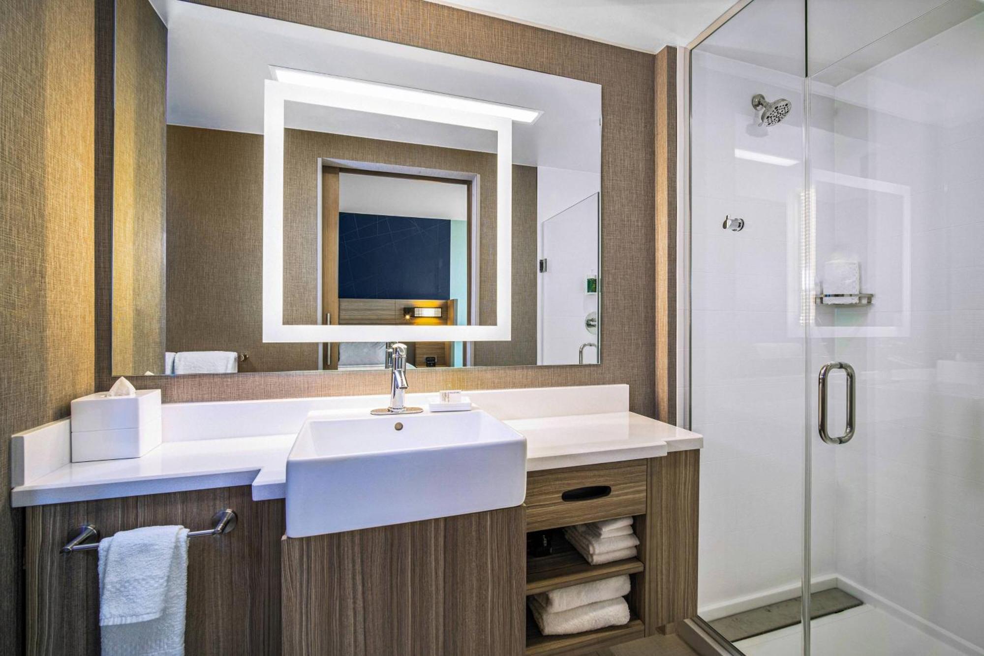 Springhill Suites By Marriott Phoenix Goodyear Exterior photo